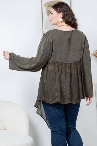 Bohemian Rhapsody Tunic Top in Gravel