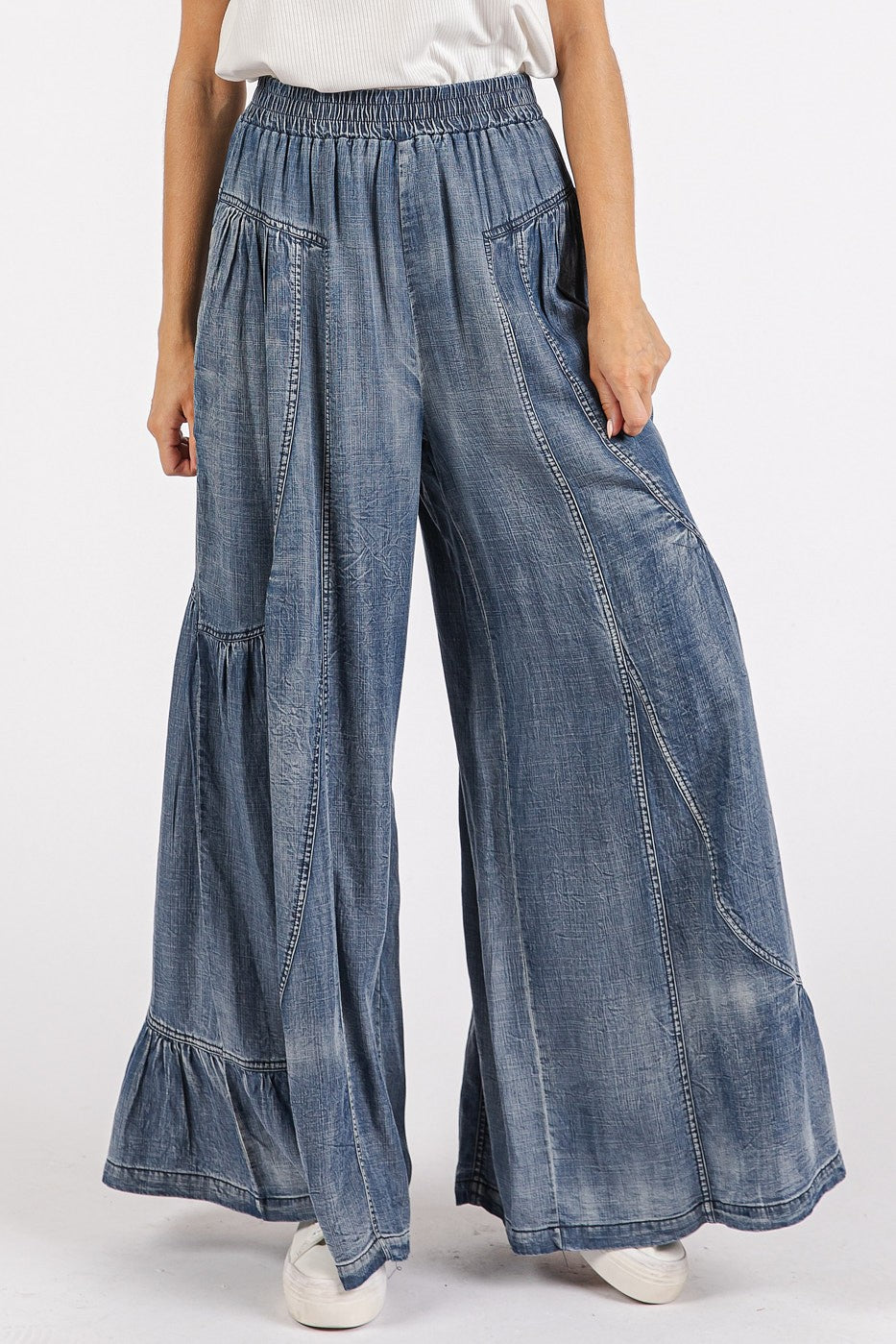 So True Wide Leg Chambray Pants