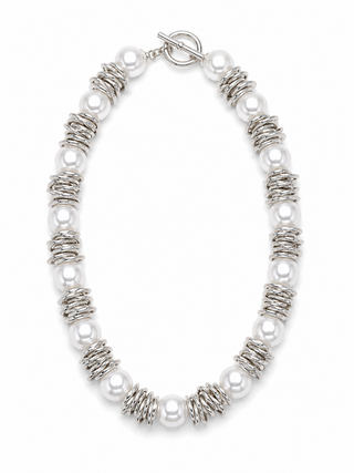 Silver Spring Pearl Necklace