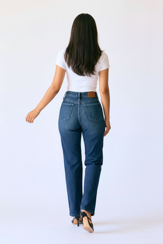 Hot to Trot Judy Blue Petite Tummy Control