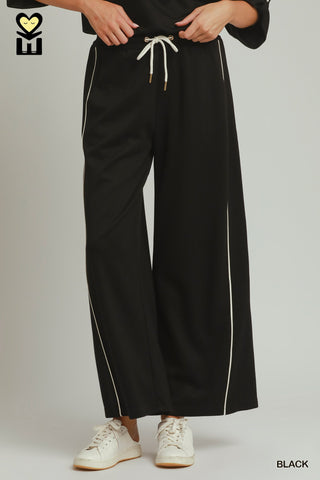 Everyday Motion Pant in Black