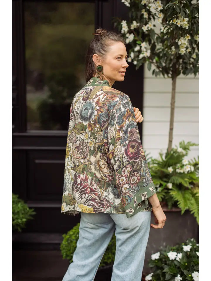 Love Grows Wild Floral Kimono with Bees