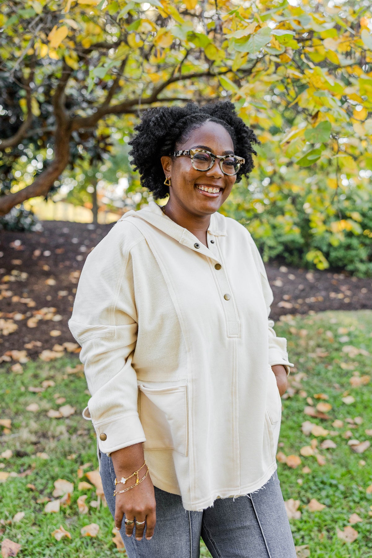 Bonfire Breeze Hooded Pullover in Ivory