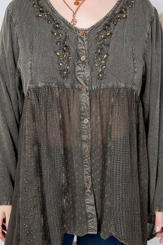 Bohemian Rhapsody Tunic Top in Gravel