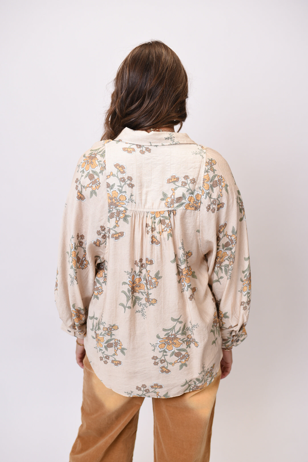 Bloom And Button Blouse in Ecru