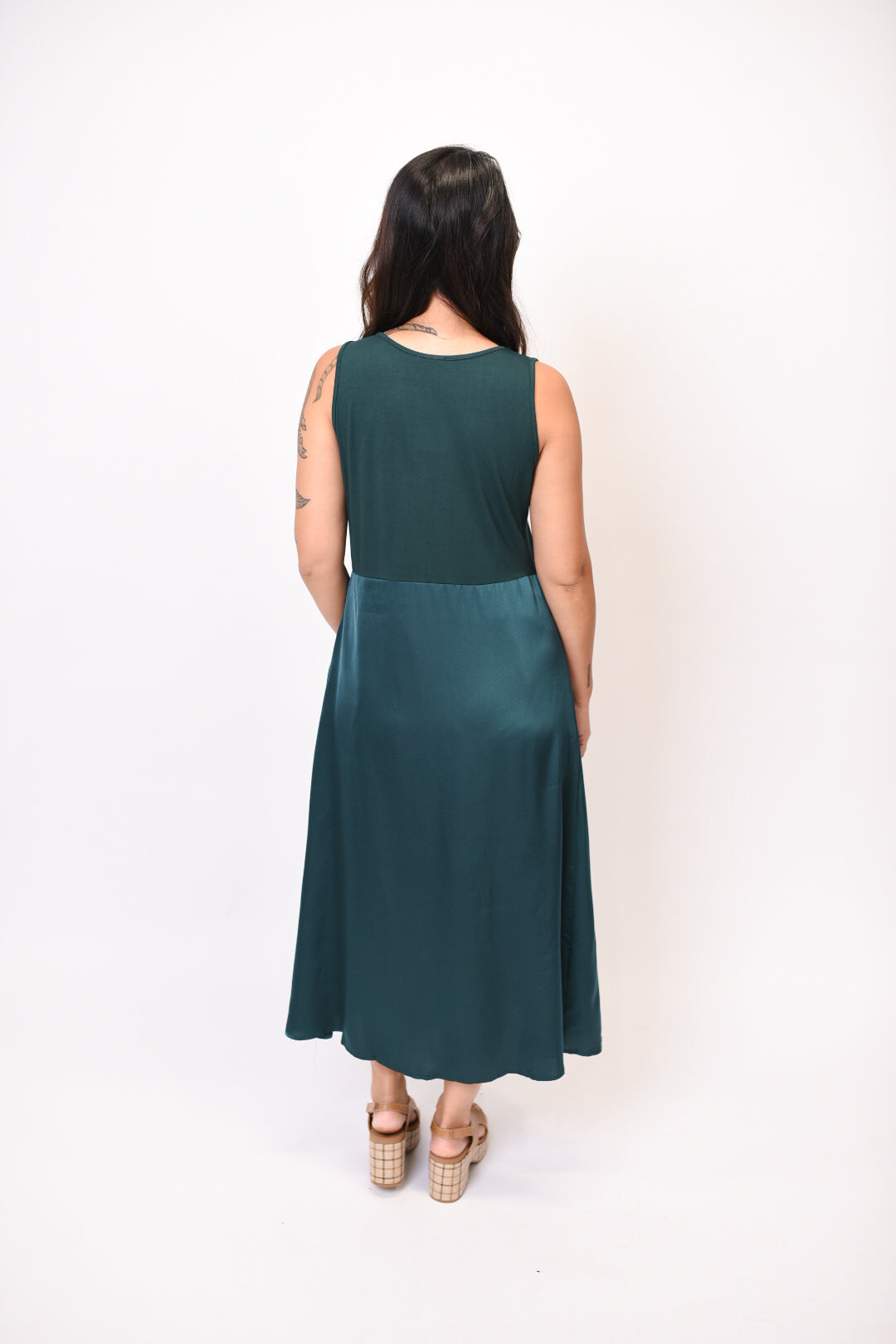 Evening Out Midi Dress In Green