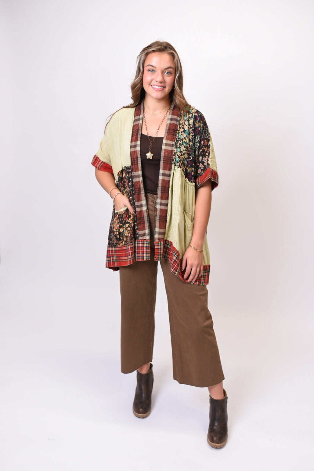 Canyon Breeze Kimono in Moss