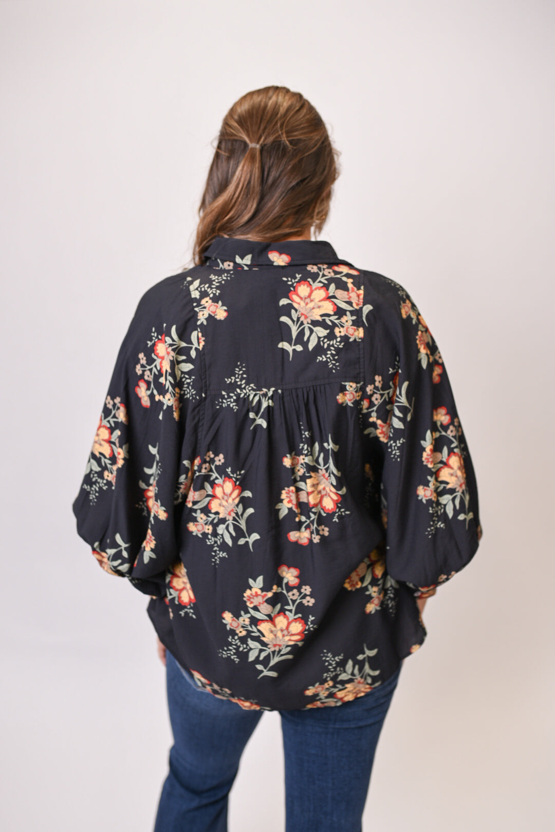 Bloom And Button Blouse in Black