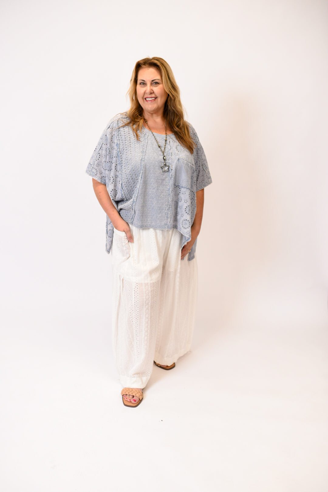 Delicate Daisy Pants in White Oli &amp; Hali