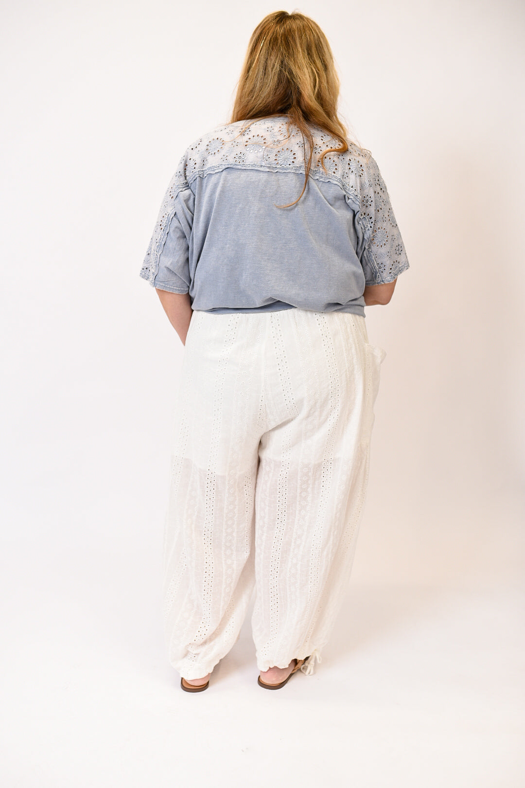 Delicate Daisy Pants in White Oli &amp; Hali