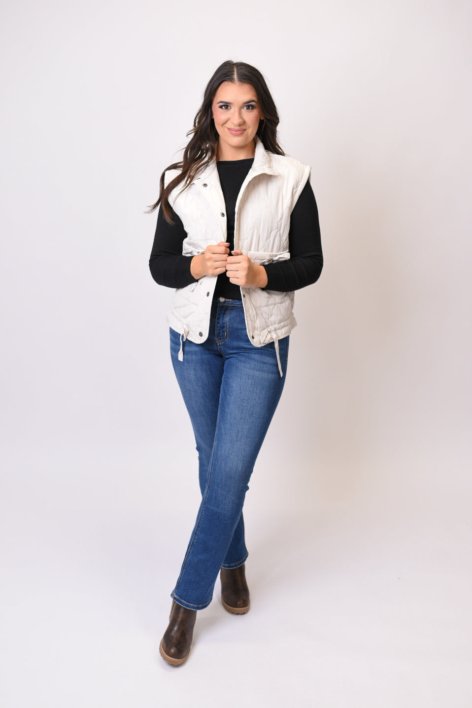 Caffeine Run Quilted Vest in Champagne