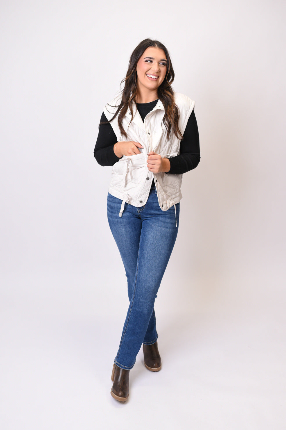 Caffeine Run Quilted Vest in Champagne