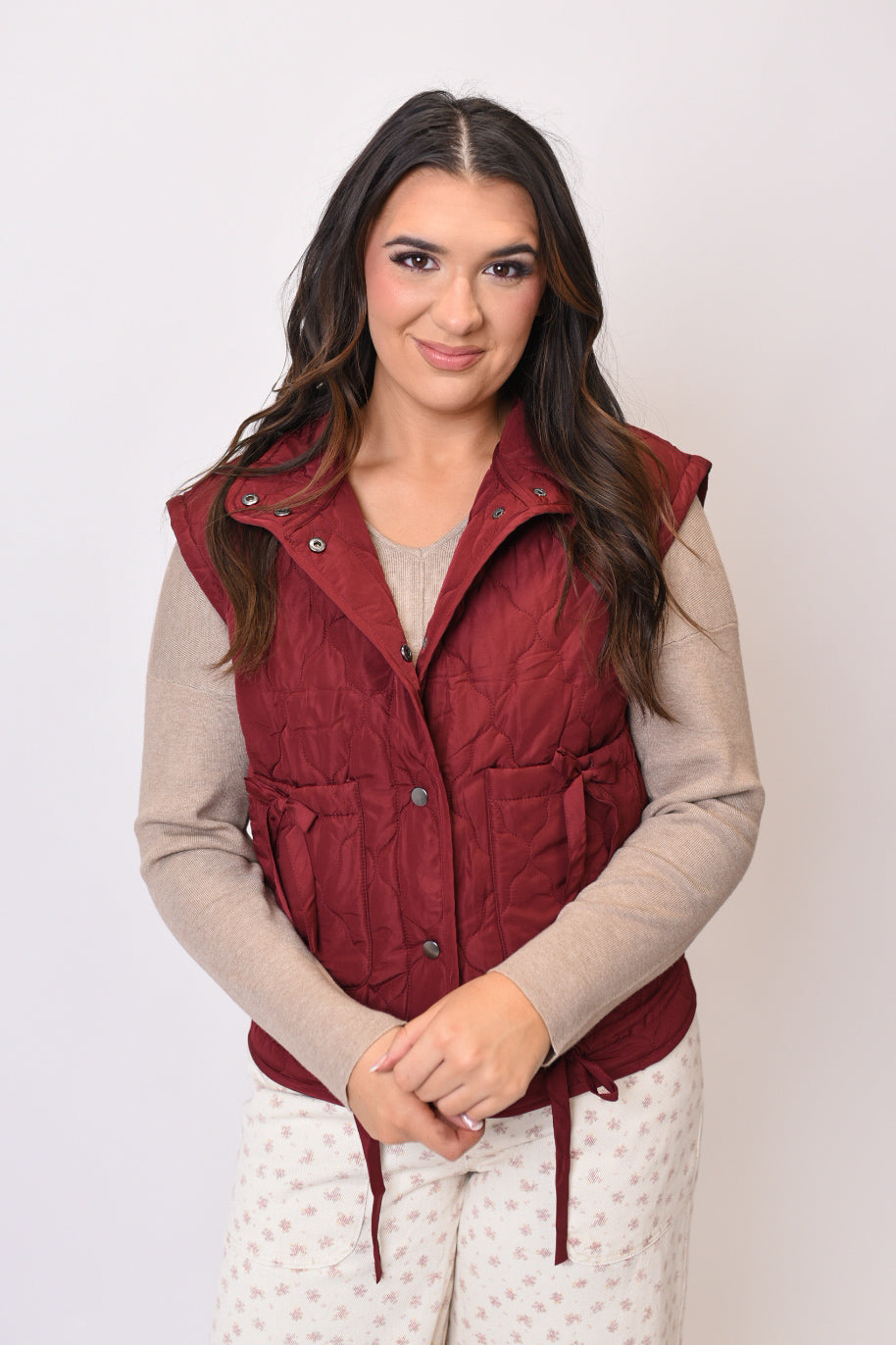 Caffeine Run Quilted Vest in Burgundy