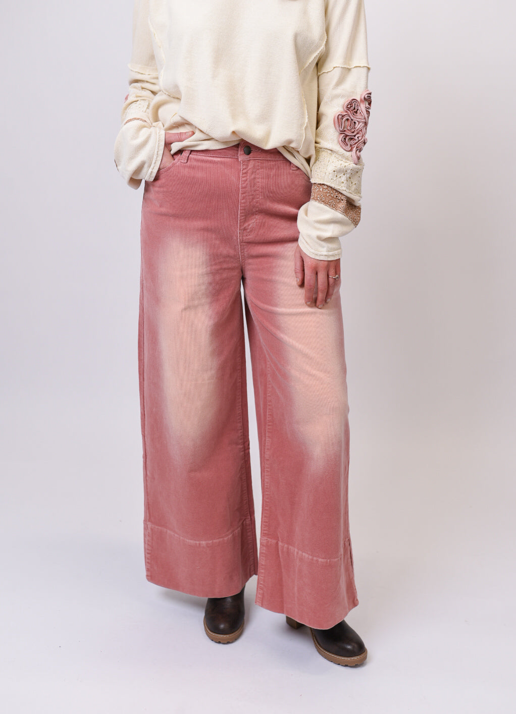 Grooving In Style Corduroy Pants in Rose