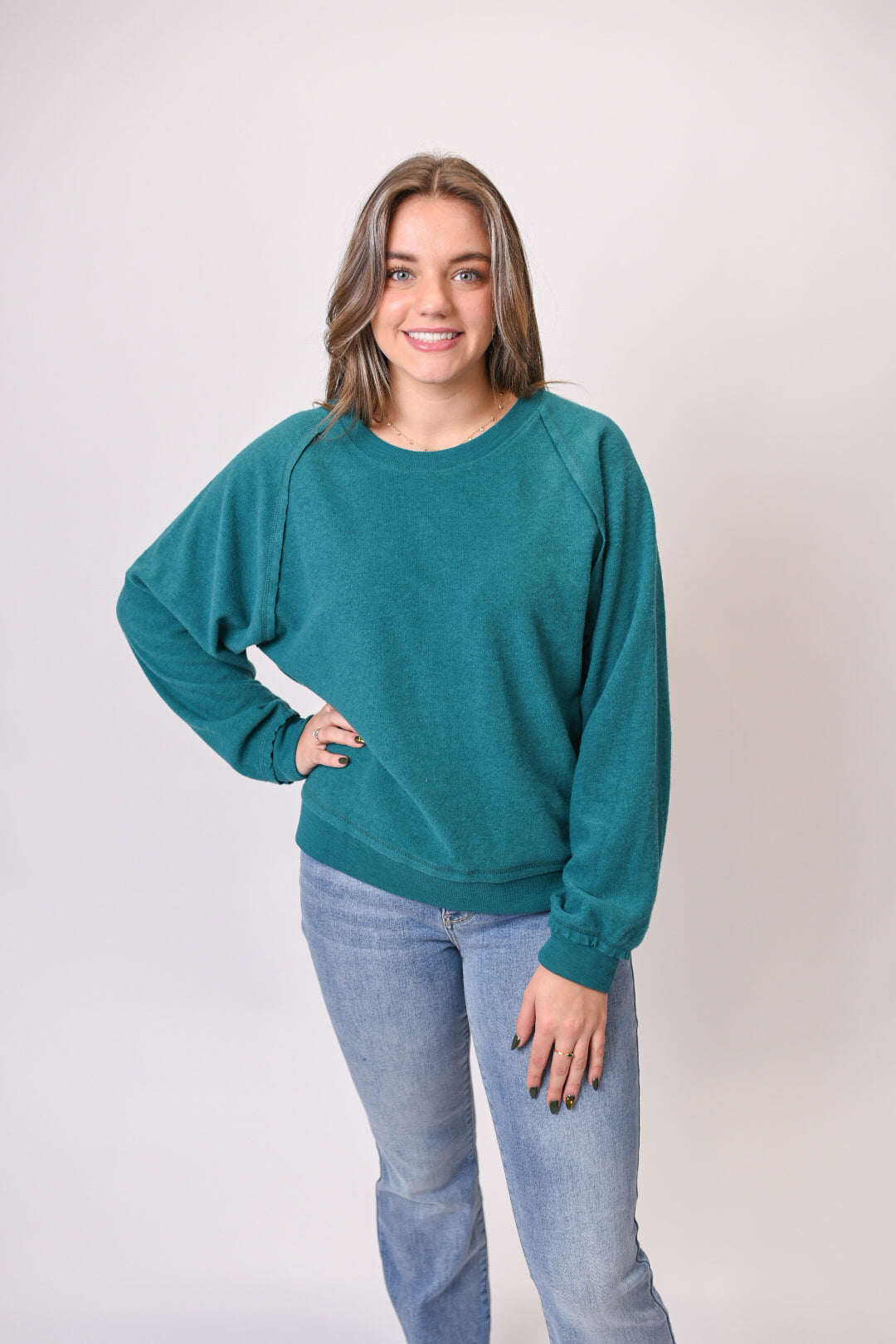 Chill State Pullover in Teal