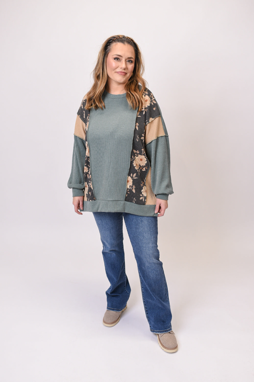 Fallen Petals Ribbed Pullover in Olive