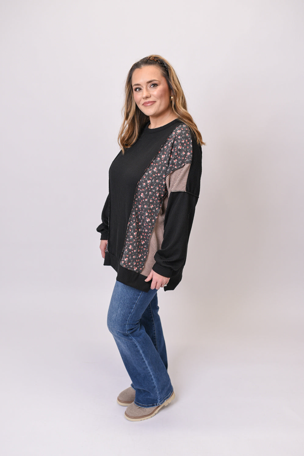 Fallen Petals Ribbed Pullover in Black
