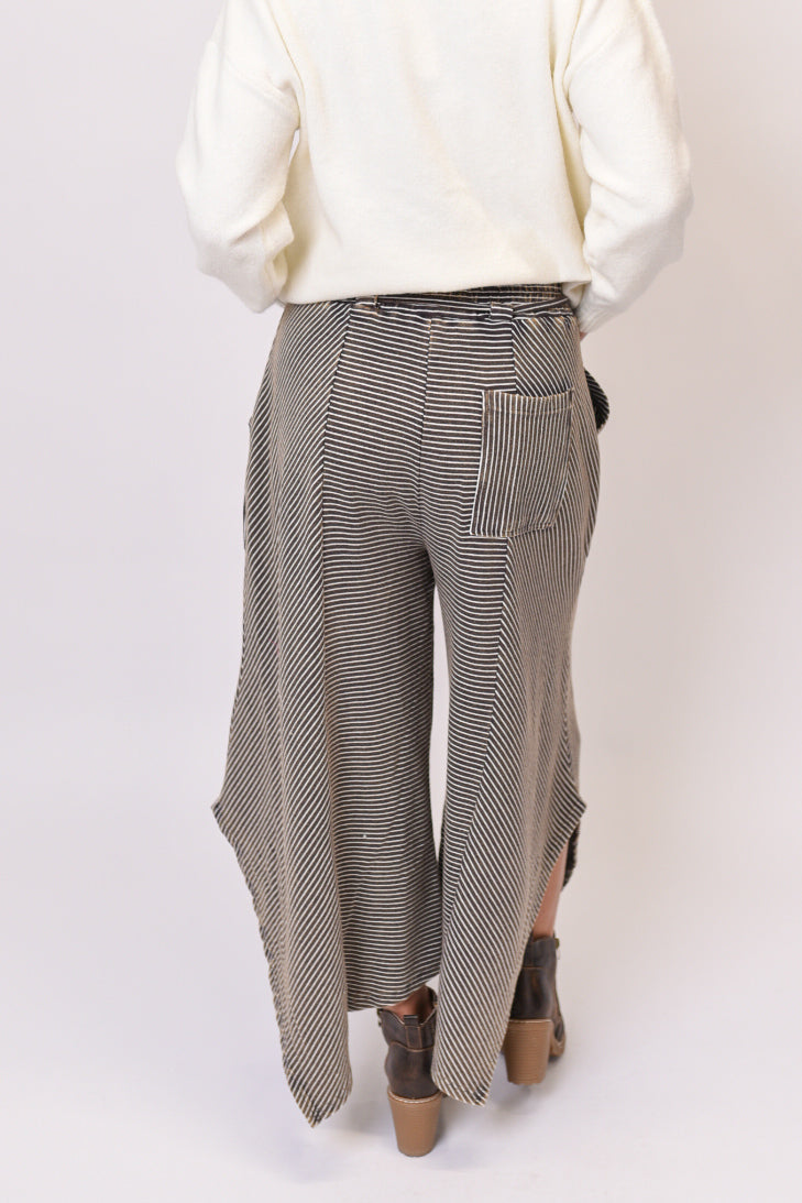 Easygoing Striped Palazzo Pants