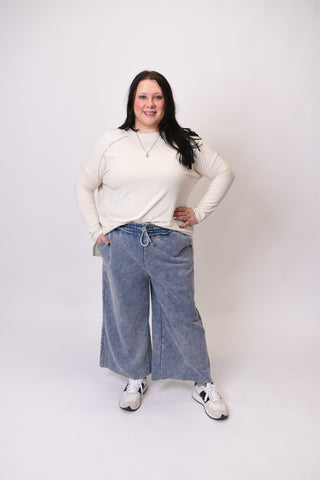 Hanging Around Lounge Pants in Curvy