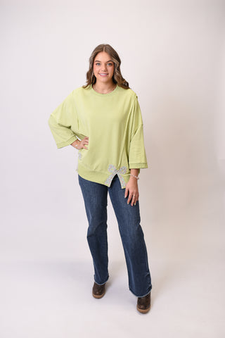 Ribbon & Relax Pullover In Apple