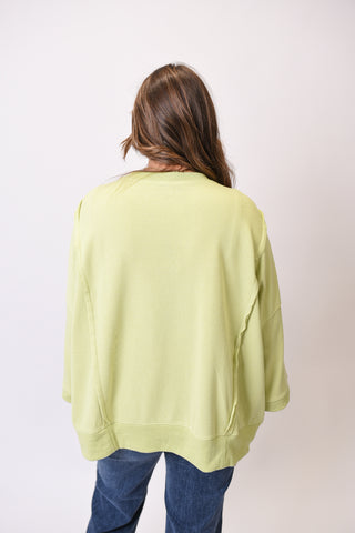 Ribbon & Relax Pullover In Apple