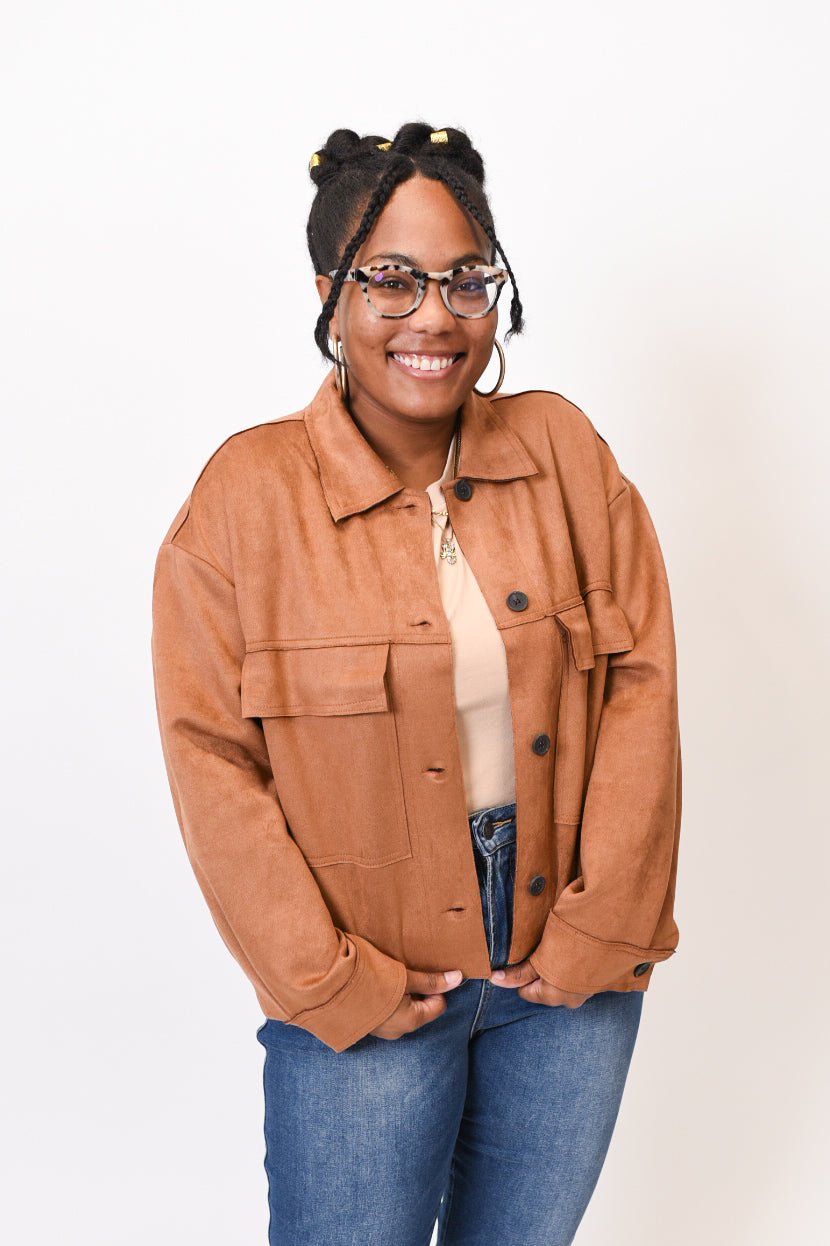 Chic Suede Jacket in Camel