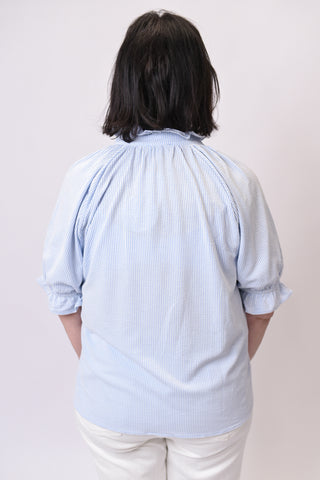 Delicate Stripes Blouse in Curvy