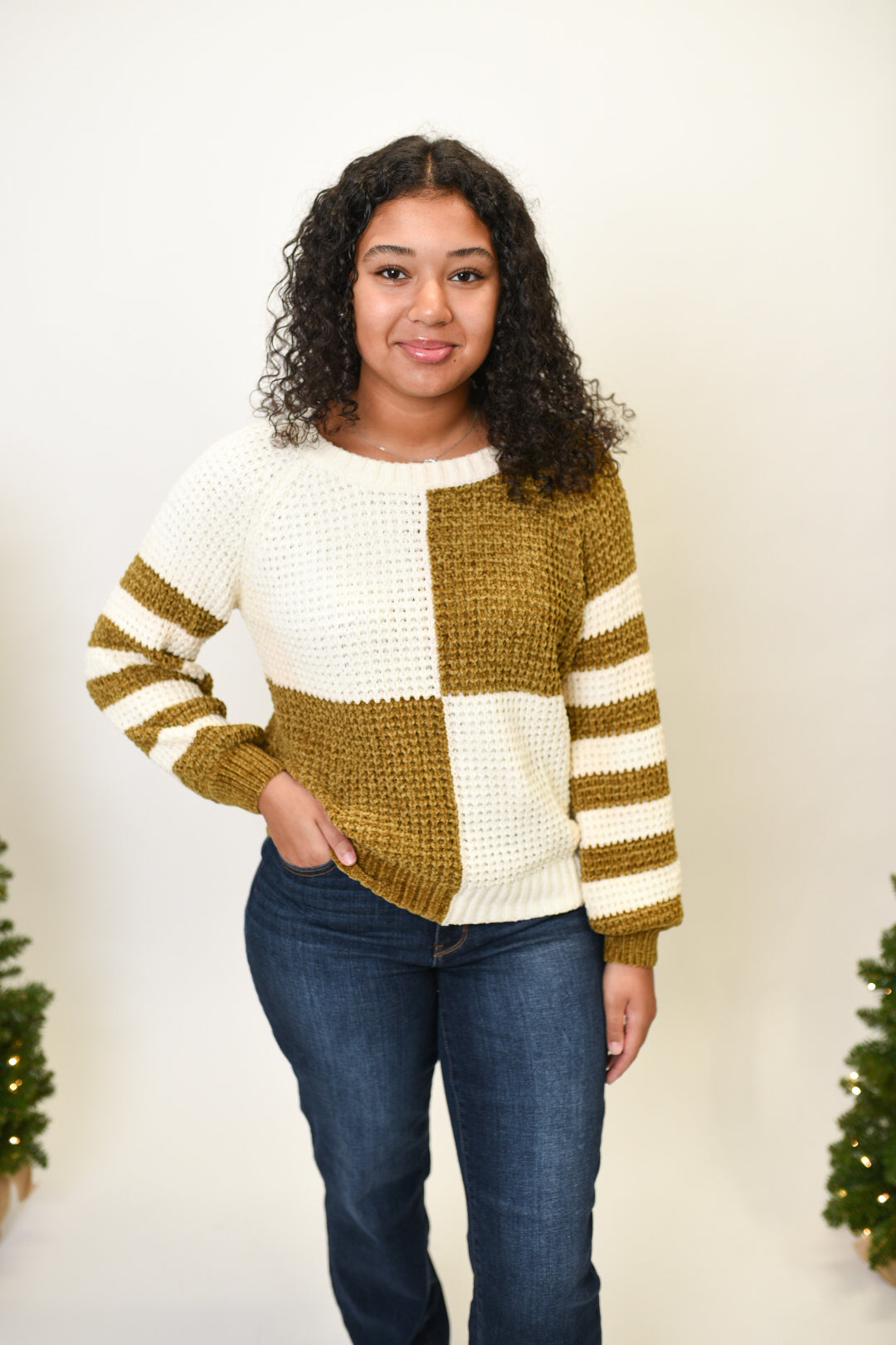 Soft Echo Color Block Sweater Mustard