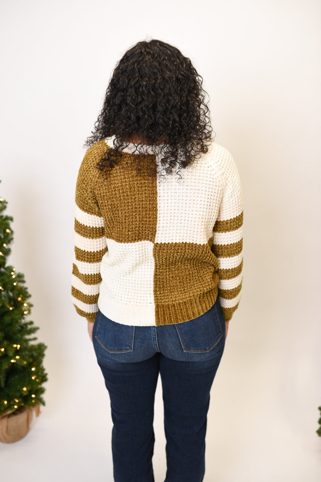 Soft Echo Color Block Sweater Mustard