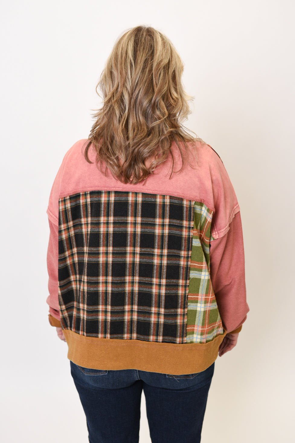 Oli &amp; Hali Plaid Harmony Pullover in Pink