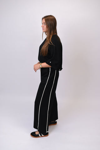 Everyday Motion Pant in Black