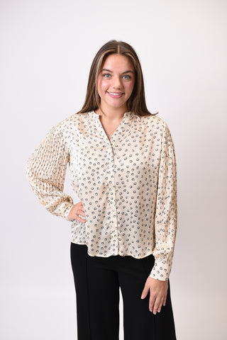 Adore You Blouse in Champagne