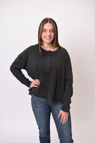 Day Off Pullover in Black