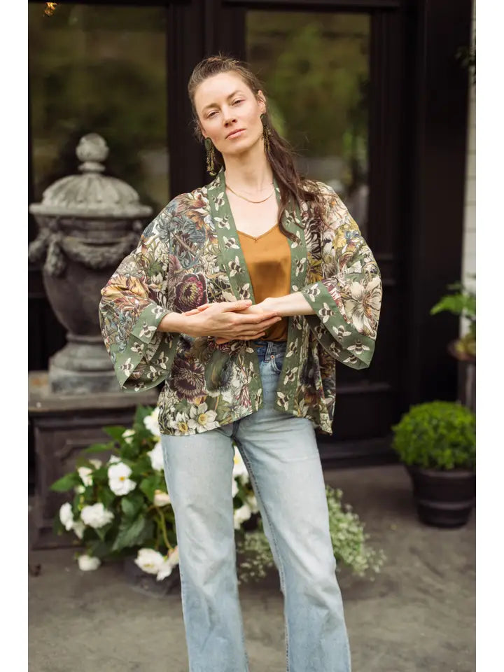 Love Grows Wild Floral Kimono with Bees
