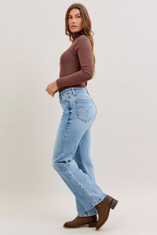 Back Roads Straight Leg Judy Blue - Shop Rust & Ruffles