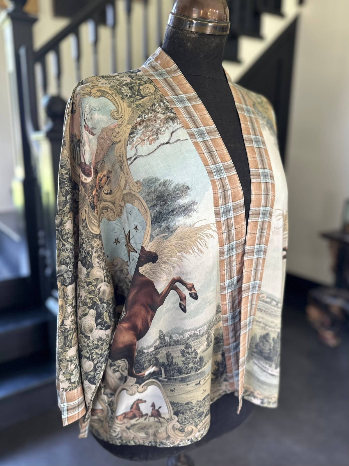 Market Of Stars Born To Run Cropped Kimono