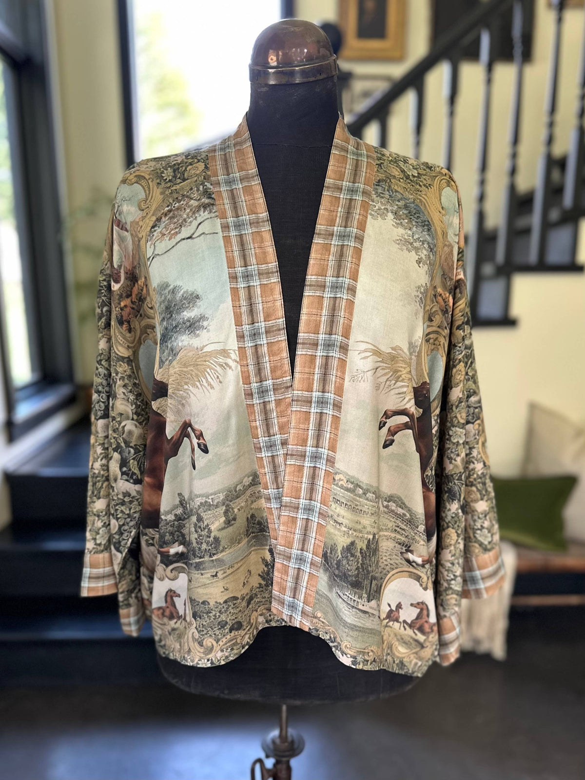 Market Of Stars Born To Run Cropped Kimono