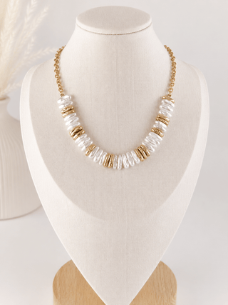 Elegant Edge Pearl Necklace - Shop Rust & Ruffles