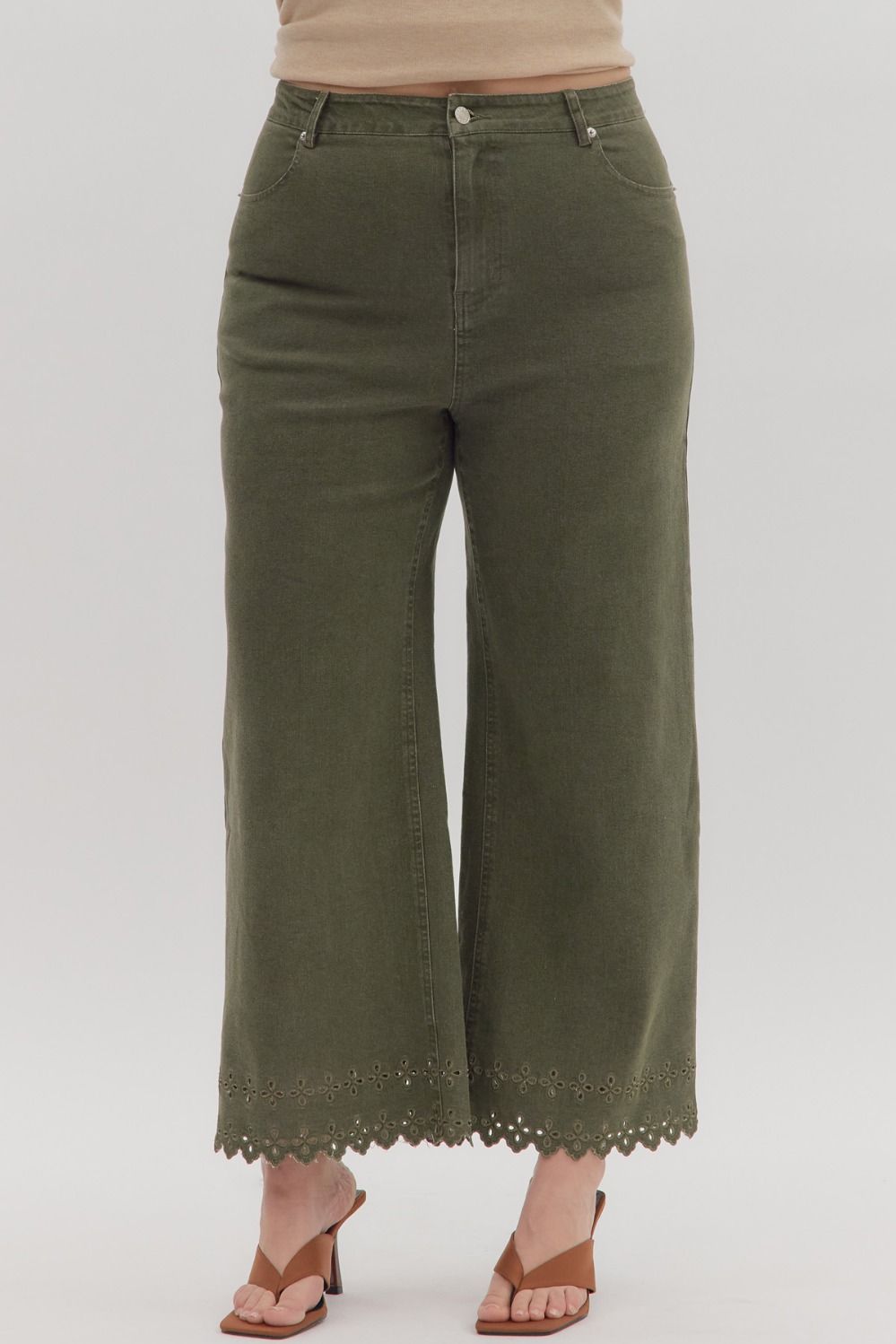 Eyelet Trimmed Ankle Jeans in Olive- Curvy