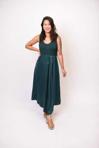 Evening Out Midi Dress In Green - Shop Rust & Ruffles