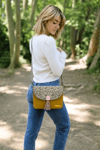 Olivia Printed Crossbody Purse - Shop Rust & Ruffles
