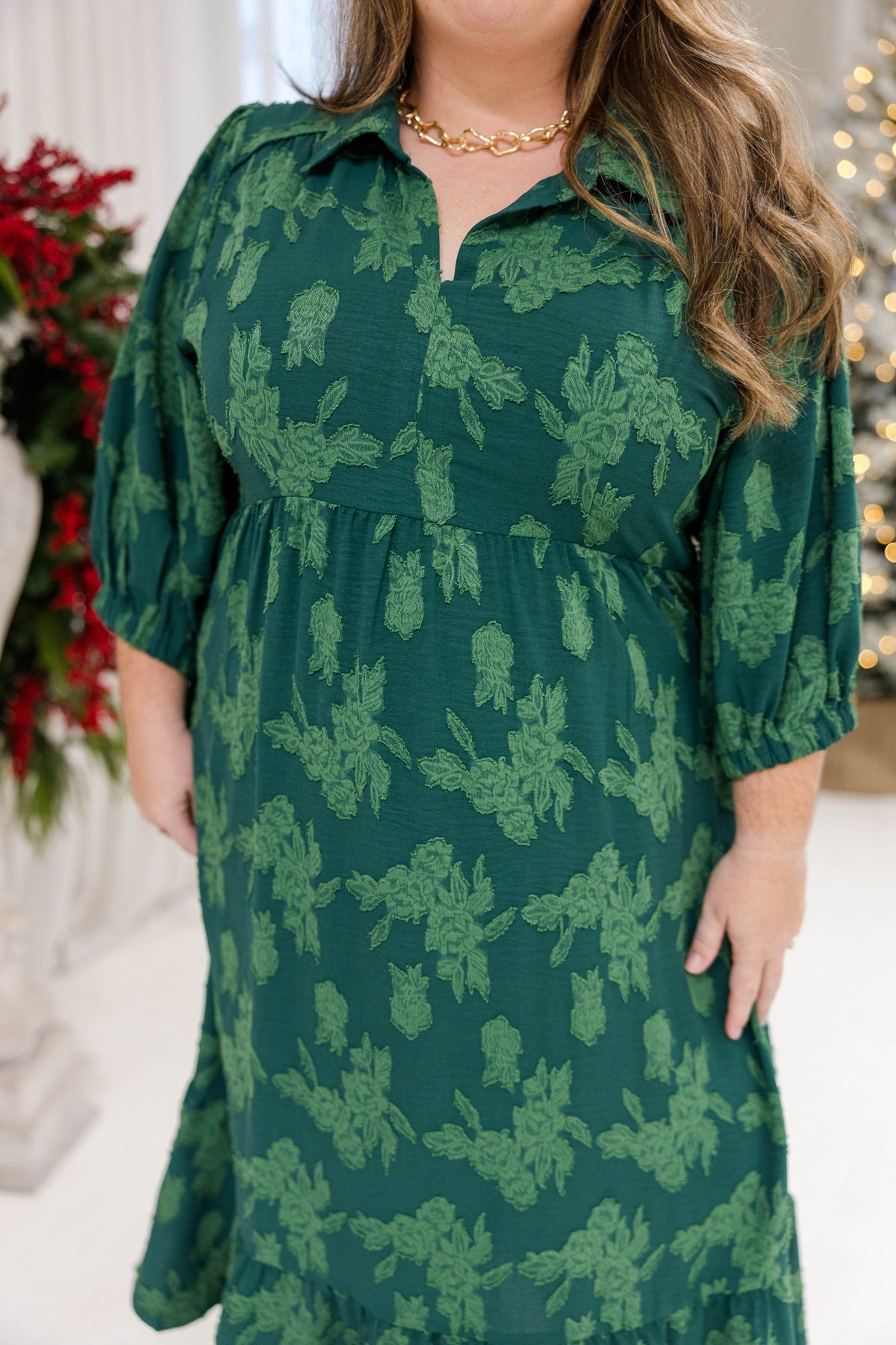 Rustling Leaves Midi Dress Curvy in Green