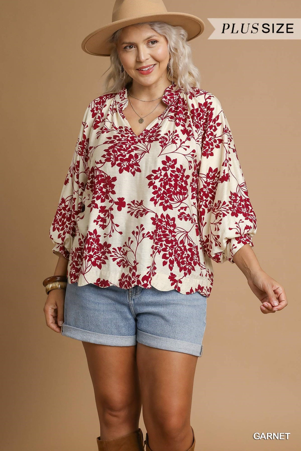 Rouge Vines Blouse in Curvy