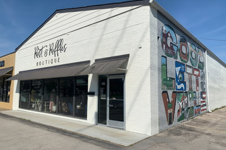 Rust & Ruffles Boutique - No Grass