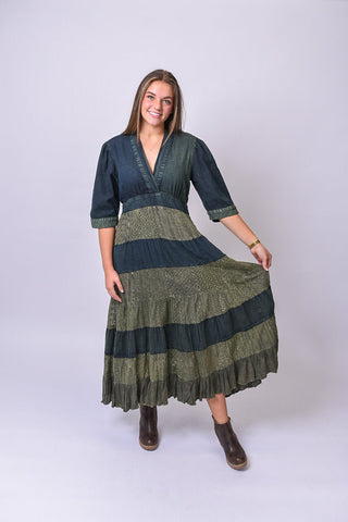 Stand Out In A Crowd Midi Dress - Shop Rust & Ruffles