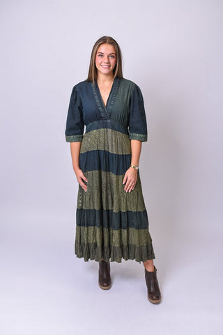 Stand Out In A Crowd Midi Dress - Shop Rust & Ruffles