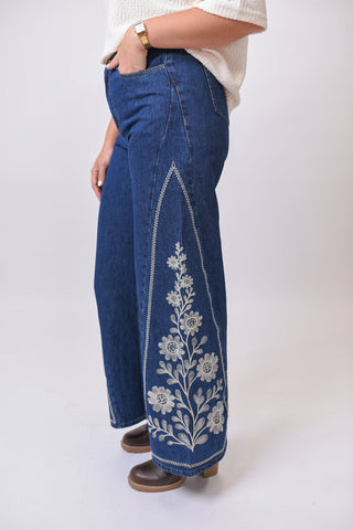 Weekend Muse Embroidered Jeans - Shop Rust & Ruffles