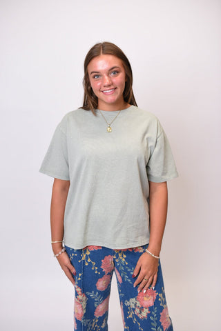 Weekend Staple Tee - Shop Rust & Ruffles